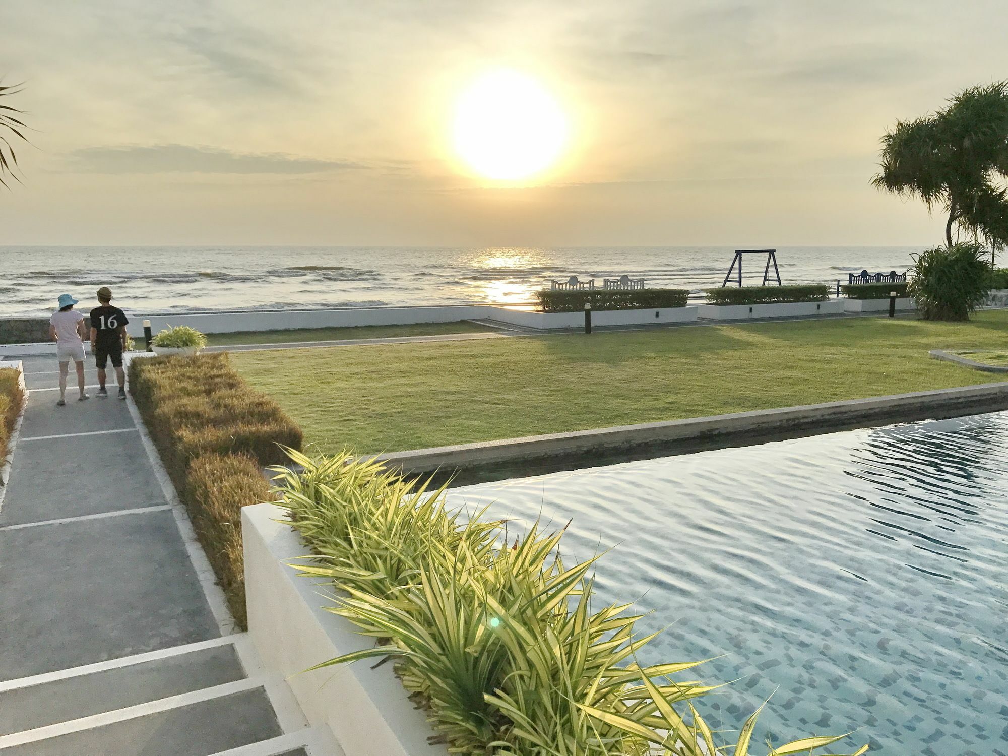 The Crest Santora Hua-Hin Apartamento HHQ Exterior foto